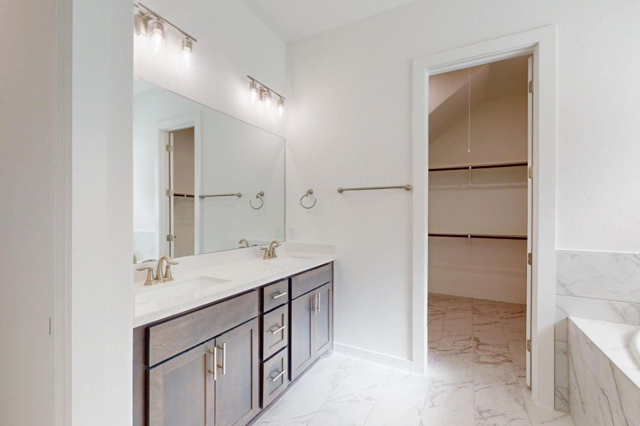 Image 40 of a home in Edgewood.