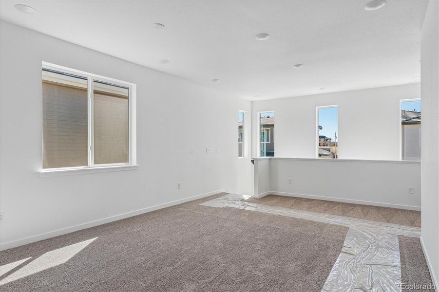 Spacious, unfurnished interior of a new home in The Summit at Meridian, Englewood (Image 19). Spacious, unfurnished interior of a new home in The Summit at Meridian, Englewood (Image 19).
