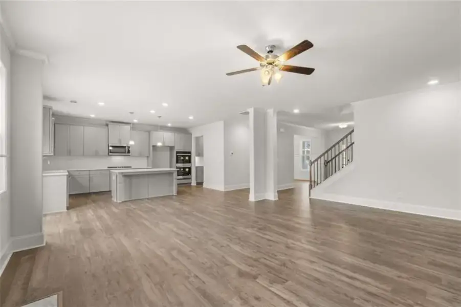 Spacious, unfurnished interior of a new home in Holland Estates, Powder Springs (Image 40). Spacious, unfurnished interior of a new home in Holland Estates, Powder Springs (Image 40).