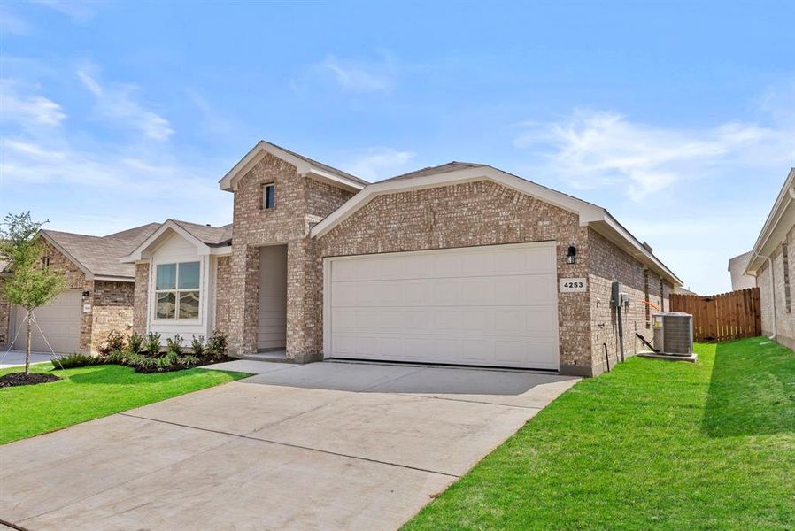 Front exterior of a new home in , Fort Worth, TX, highlighting curb appeal (Image 2). Front exterior of a new home in , Fort Worth, TX, highlighting curb appeal (Image 2).