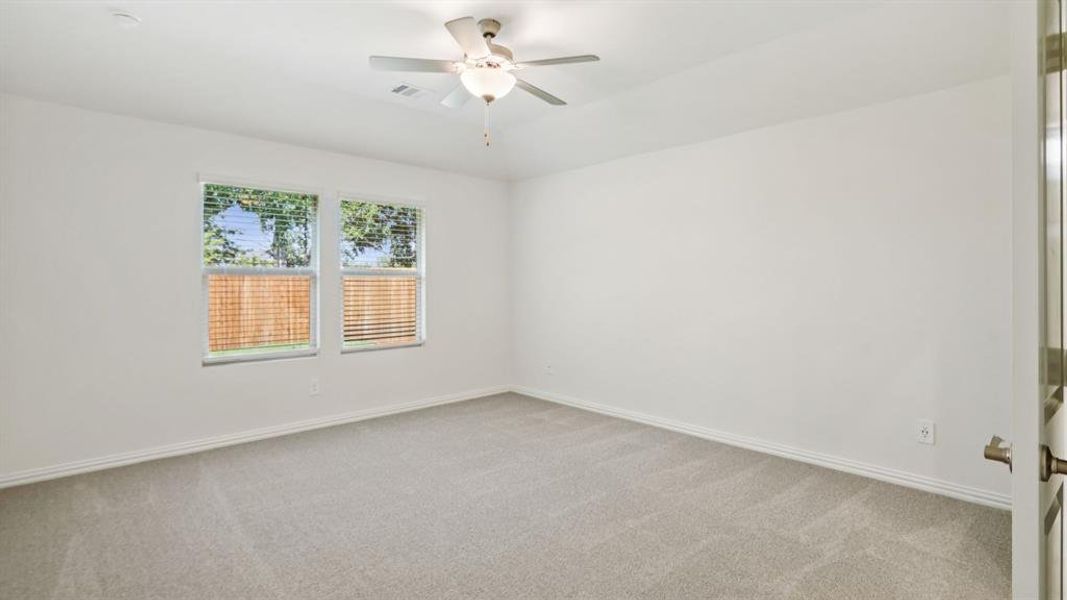 Photo is not of the actual home, but is an inspirational photo of builder’s model home and may depict options, furnishings, and/or decorator features that are not included. Photo is not of the actual home, but is an inspirational photo of builder’s model home and may depict options, furnishings, and/or decorator features that are not included.