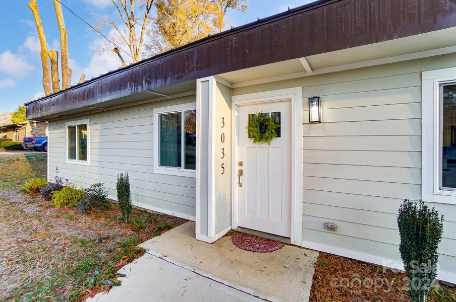 Front exterior of a new home in , Gastonia, NC, highlighting curb appeal (Image 25).