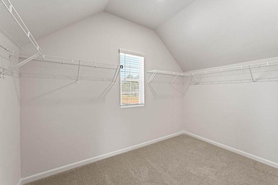 Image 16 of a home in Oakhurst Manor. Image 16 of a home in Oakhurst Manor.