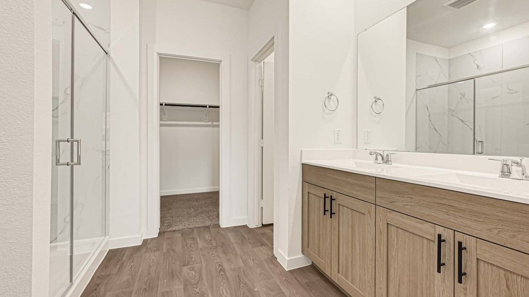 Furnished interior view inside a new home in Holly Ridge, Rosenberg (Image 13).