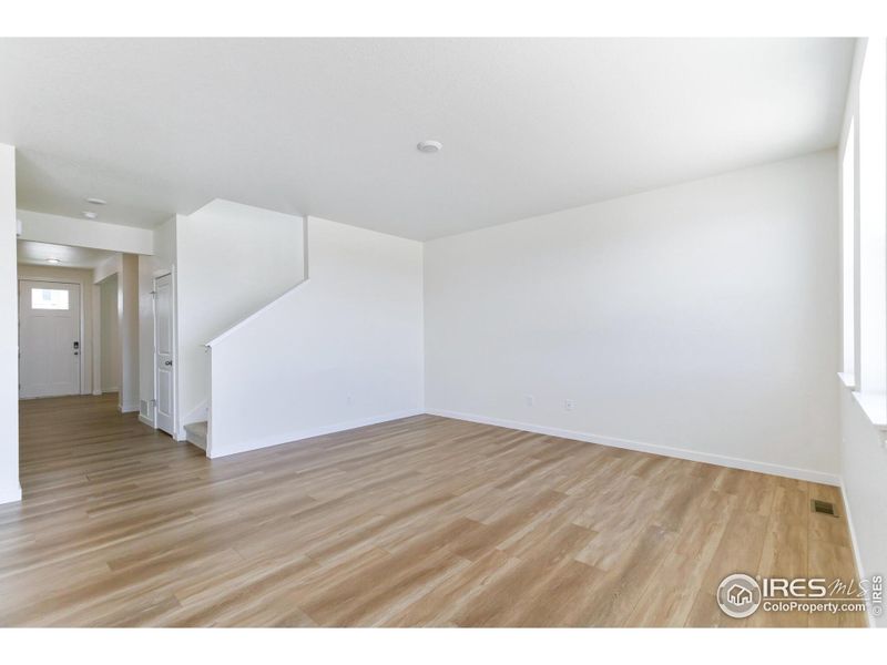 Spacious, unfurnished interior of a new home in Settlers Crossing, Commerce City (Image 12). Spacious, unfurnished interior of a new home in Settlers Crossing, Commerce City (Image 12).