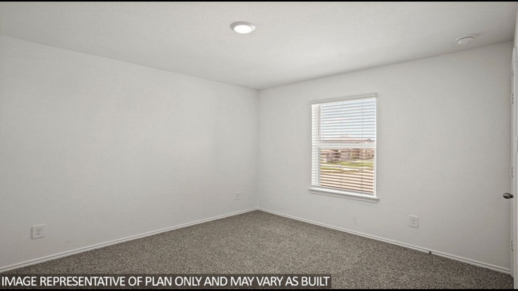 Representative unfurnished interior of a home built from the Midland by D.R. Horton in Sunterra, Katy (Image 26).