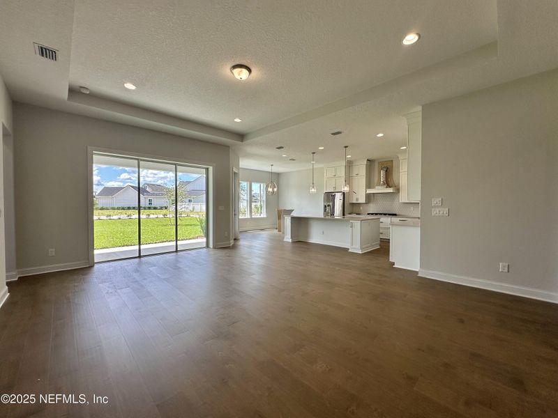 Spacious, unfurnished interior of a new home in SilverLeaf, St. Augustine (Image 12).