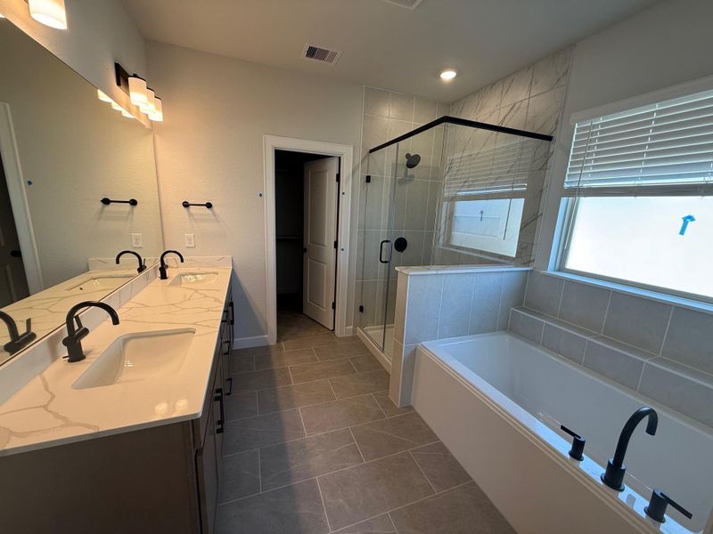 Furnished interior view inside a new home in Wellborn Settlement, College Station (Image 5).