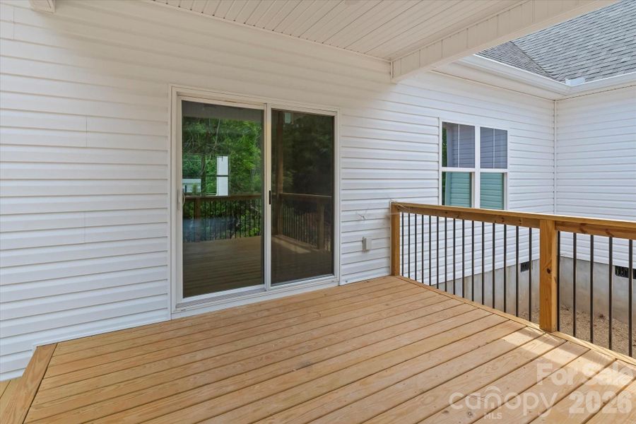 Exterior details and patio area of a home in , Troutman (Image 20).