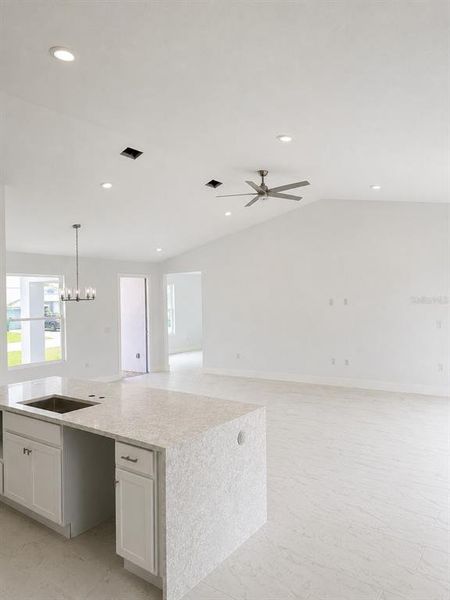 Spacious, unfurnished interior of a new home in , Englewood (Image 10).