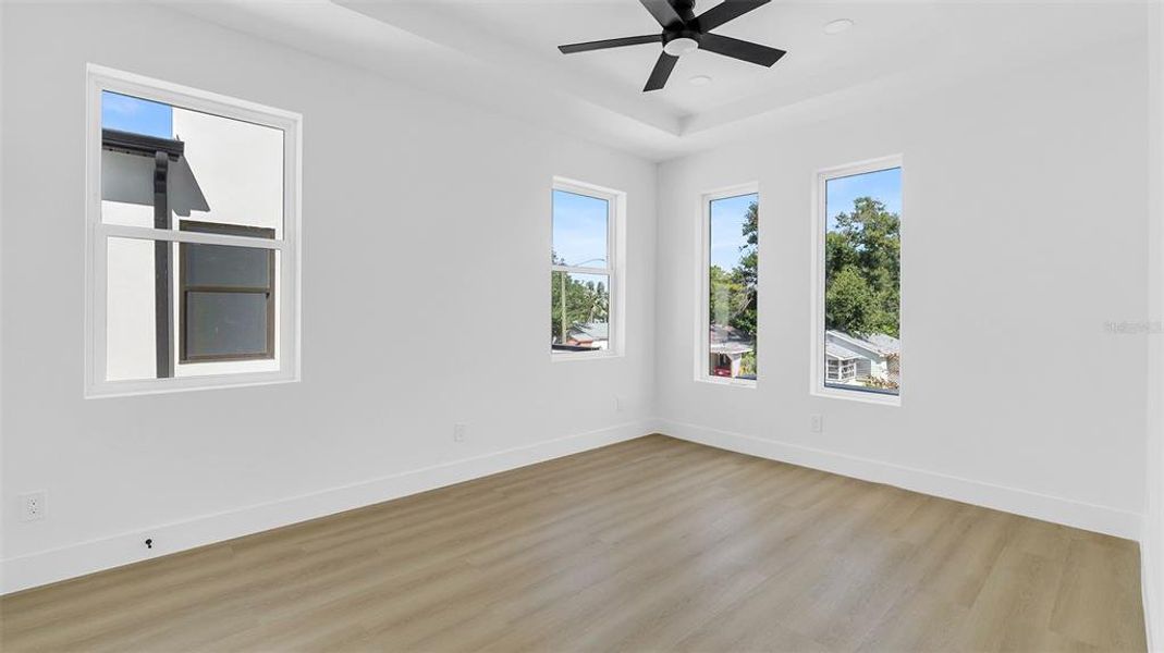 Spacious, unfurnished interior of a new home in , St. Petersburg (Image 27). Spacious, unfurnished interior of a new home in , St. Petersburg (Image 27).