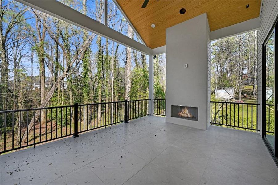 Exterior details and patio area of a home in , Alpharetta (Image 29).