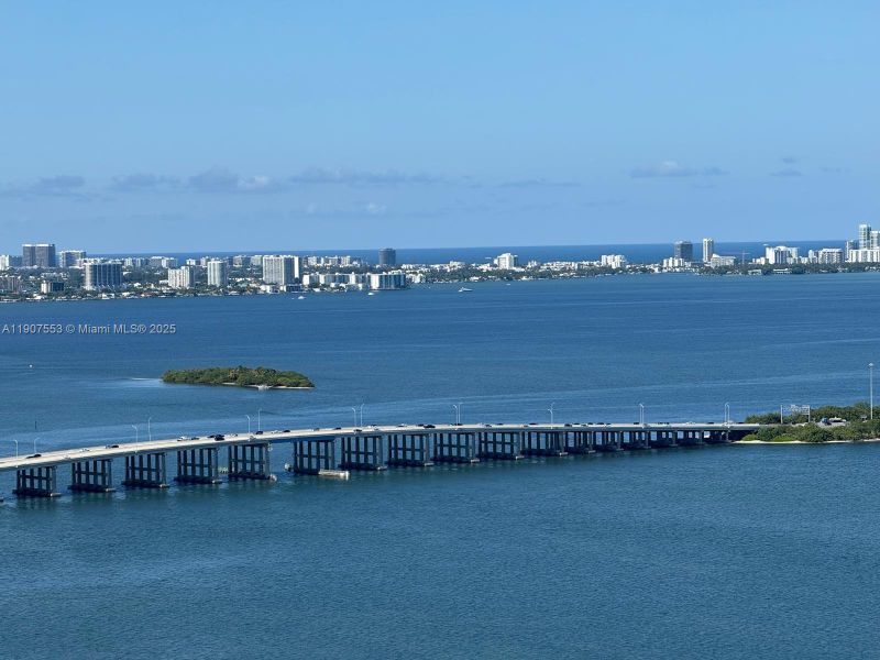 Natural landscape and outdoor views near  in Miami (Image 59).