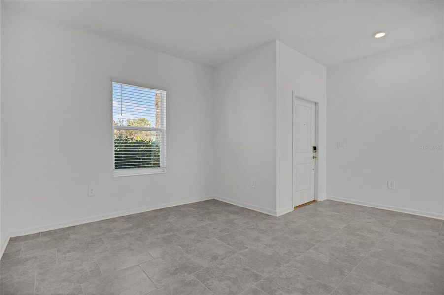 Spacious, unfurnished interior of a new home in Rhett's Ridge: Estates Alley Collection, Apopka (Image 13). Spacious, unfurnished interior of a new home in Rhett's Ridge: Estates Alley Collection, Apopka (Image 13).