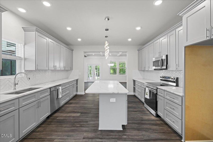 23-2101 Cheek Rd
