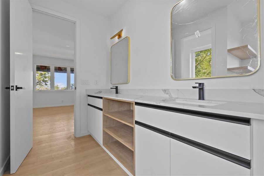 Furnished interior view inside a new home in , Clearwater (Image 6).