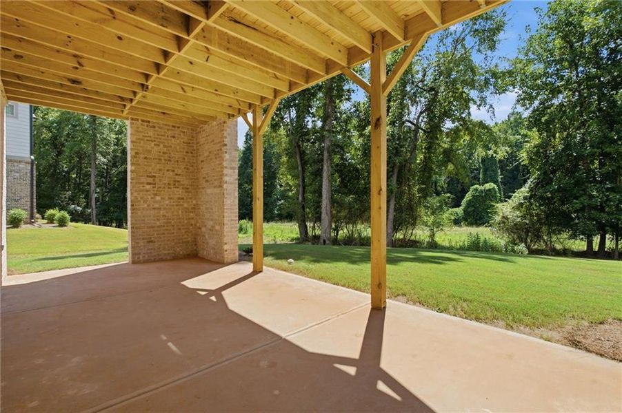 Image 98 of a home in .