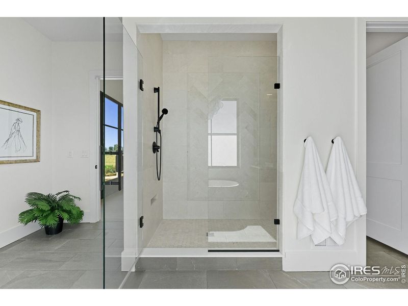 Furnished interior view inside a new home in , Longmont (Image 14).