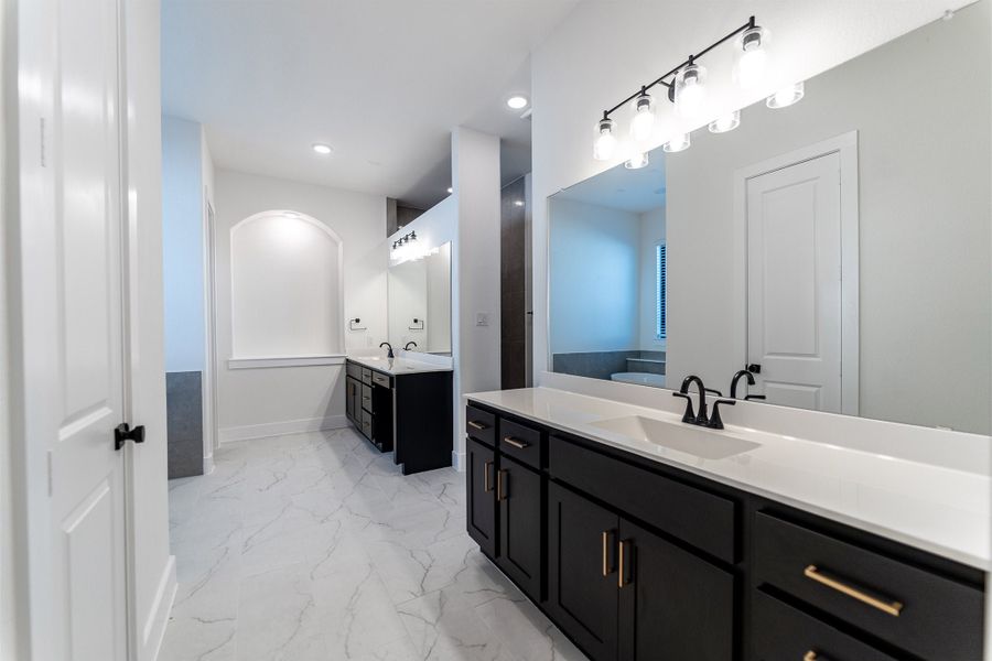 Furnished interior view inside a new home in Sonoma Verde, Rockwall (Image 11).