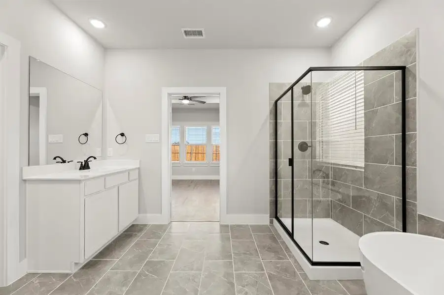 20. 2364 Bell - Bath (3) 20. 2364 Bell - Bath (3)