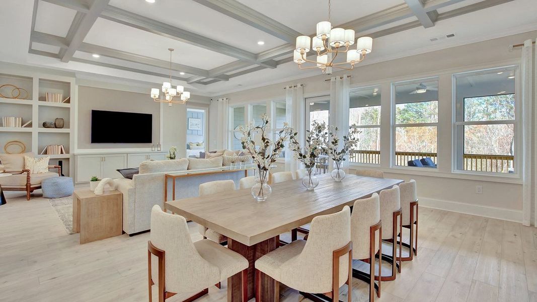 Dining Dining