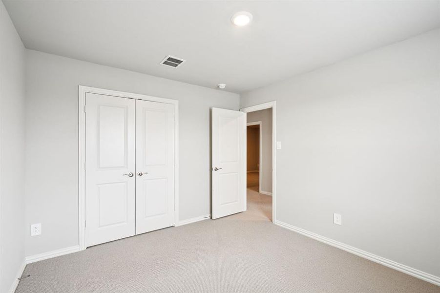 Spacious, unfurnished interior of a new home in Lakehaven - Premier Series, Farmersville (Image 37).