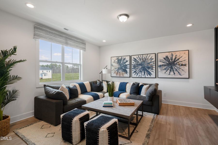 RDU_HighGroveOaks_Prescott_Model_Loft RDU_HighGroveOaks_Prescott_Model_Loft