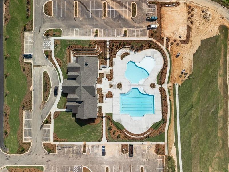 Community amenities in The Estates at Gainesville Township, Gainesville (Image 36).