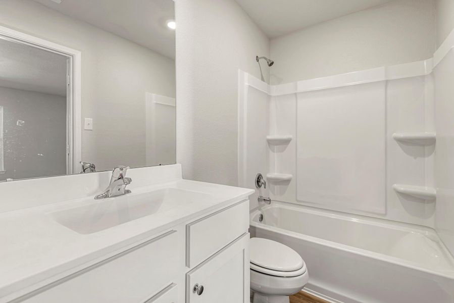 Adjacent primary bathroom with a walk-in closet! Adjacent primary bathroom with a walk-in closet!