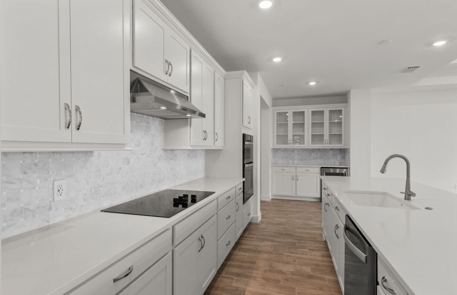 Furnished interior view inside a new home in Del Webb Naples, Immokalee (Image 6).