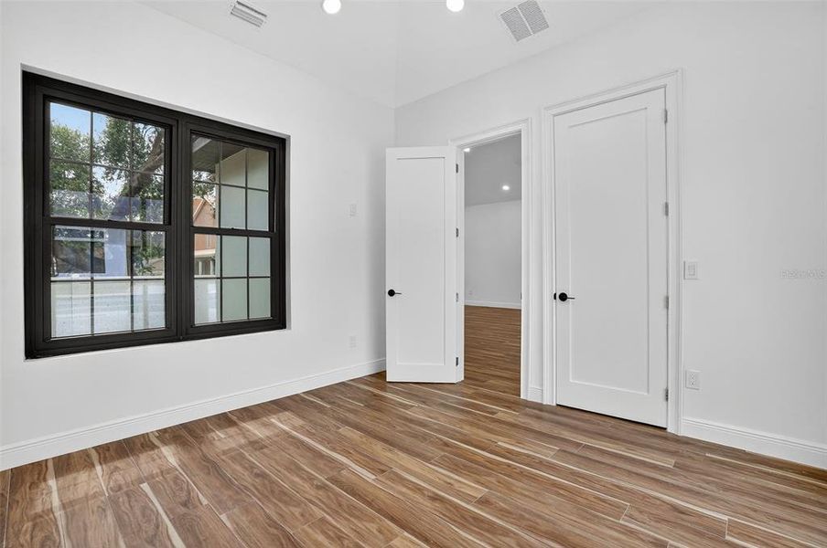 Spacious, unfurnished interior of a new home in , Wesley Chapel (Image 38). Spacious, unfurnished interior of a new home in , Wesley Chapel (Image 38).