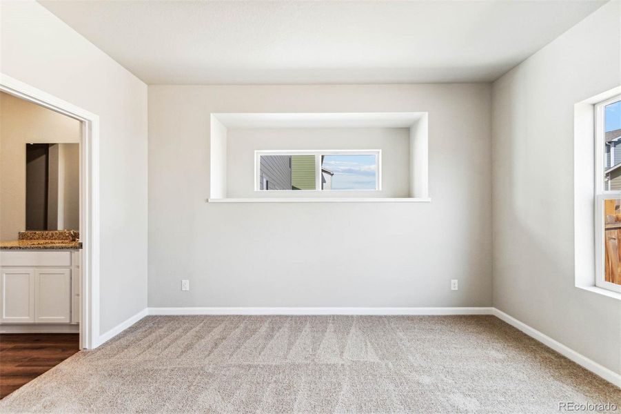 Spacious, unfurnished interior of a new home in Second Creek Farm, Commerce City (Image 10).