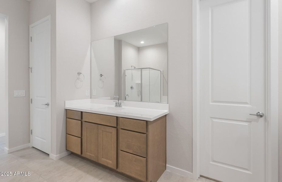 Owner's Bathroom Owner's Bathroom