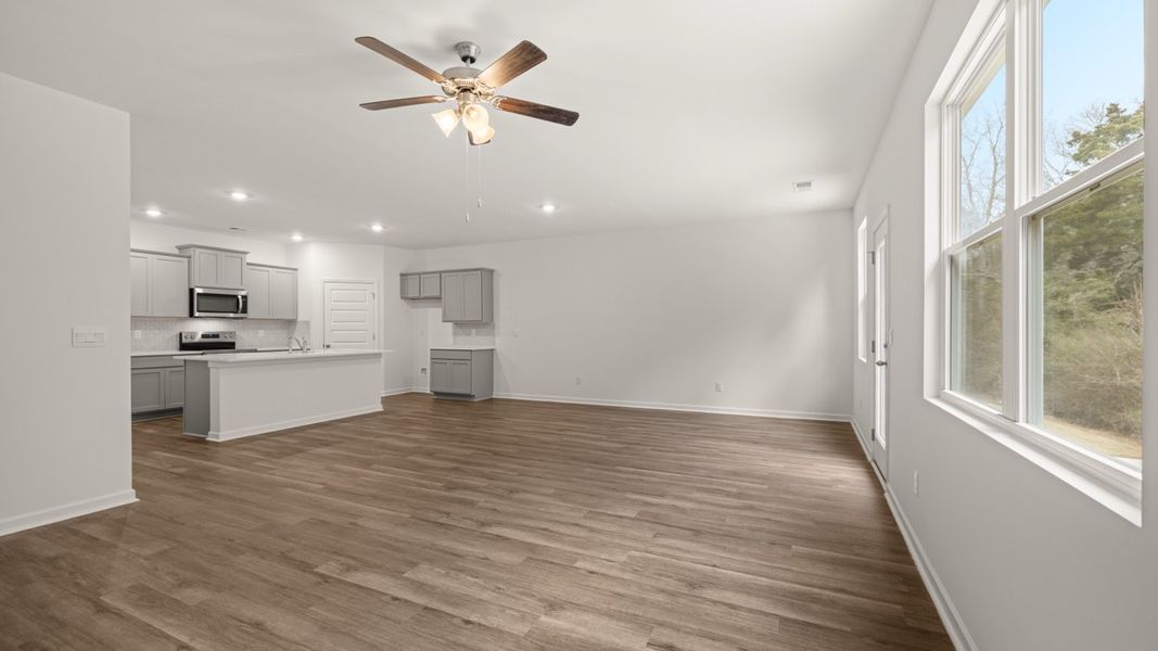 Representative unfurnished interior of a home built from the Cali by D.R. Horton in The Reserve at Calcutta, Stockbridge (Image 14).