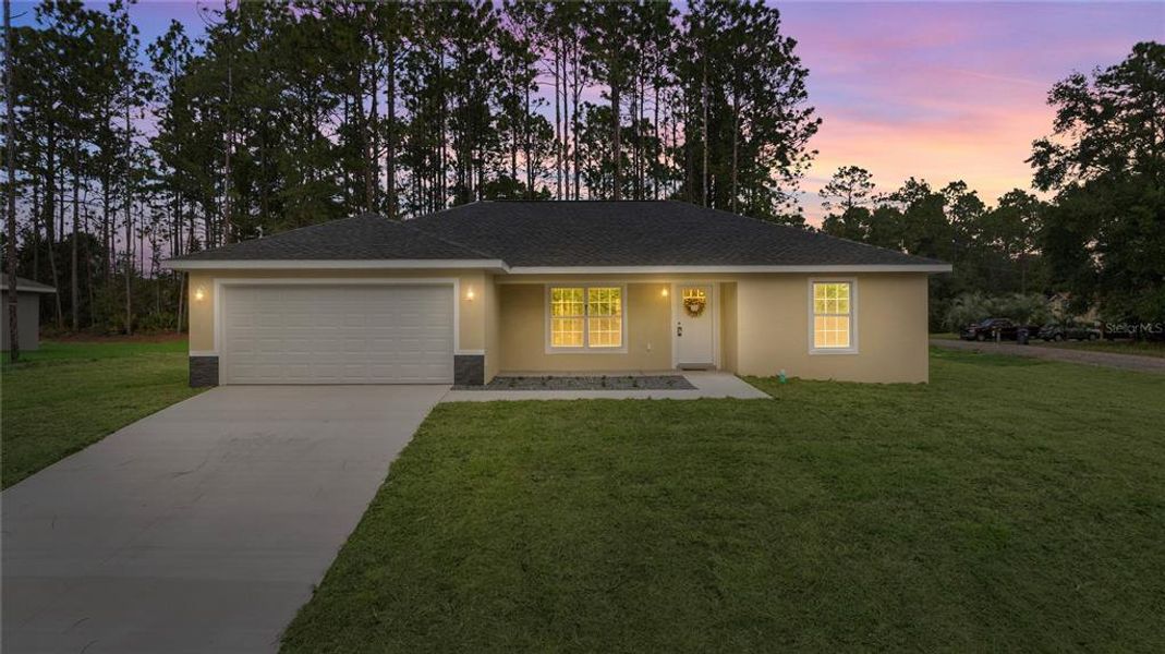 Exterior details and patio area of a home in , Citrus Springs (Image 22). Exterior details and patio area of a home in , Citrus Springs (Image 22).