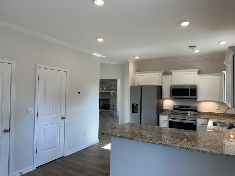 Image 11 of a home in Cumberland Estates.