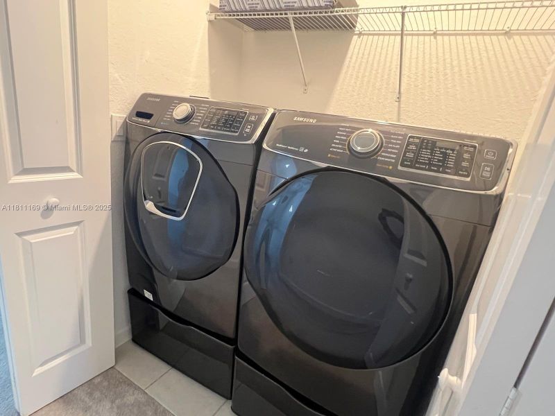 Furnished interior view inside a new home in , Pembroke Pines (Image 5).