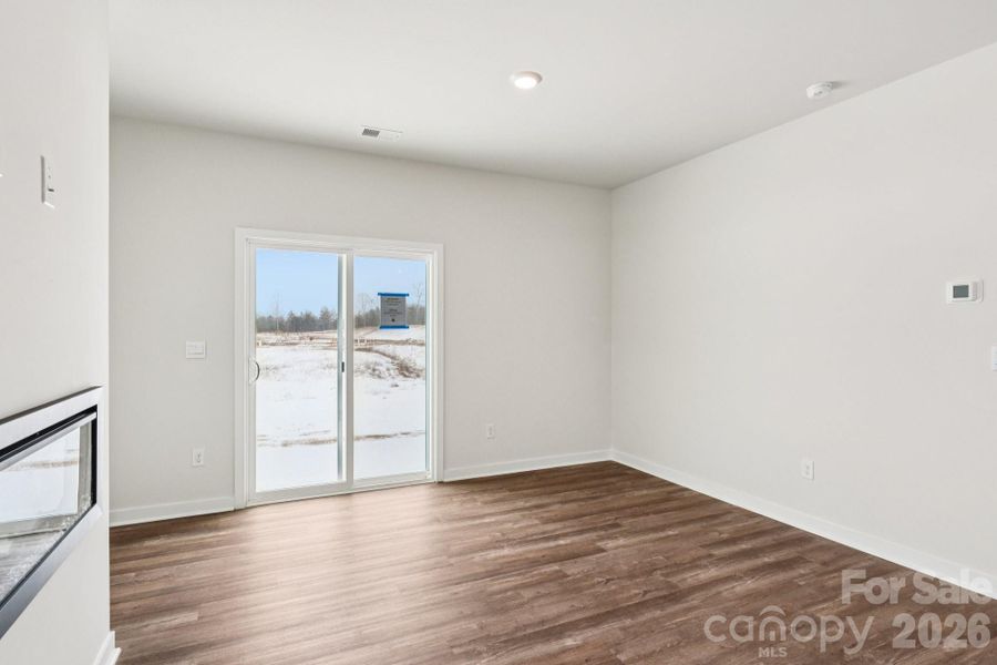 Spacious, unfurnished interior of a new home in Zion Springs, Hickory (Image 28).