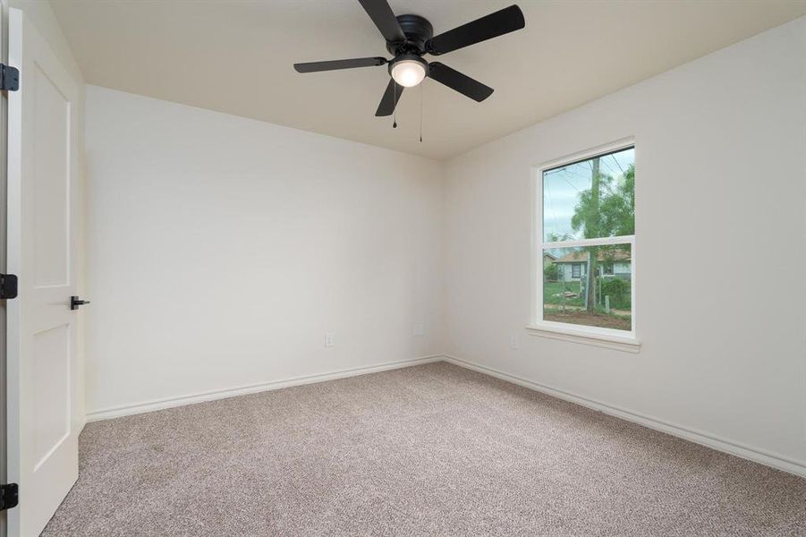 Spacious, unfurnished interior of a new home in , Abilene (Image 24).