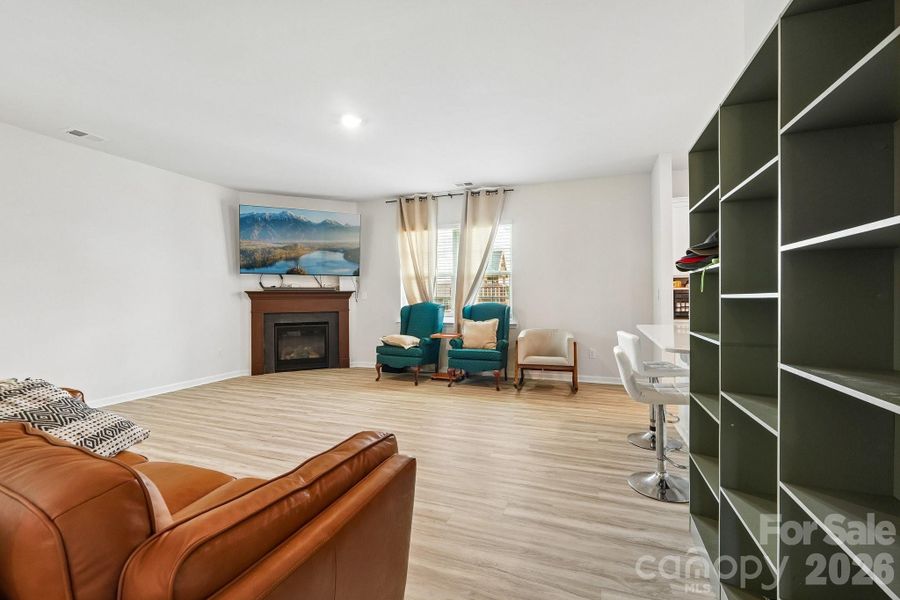 Furnished interior view inside a new home in Calvin Creek, Troutman (Image 9).