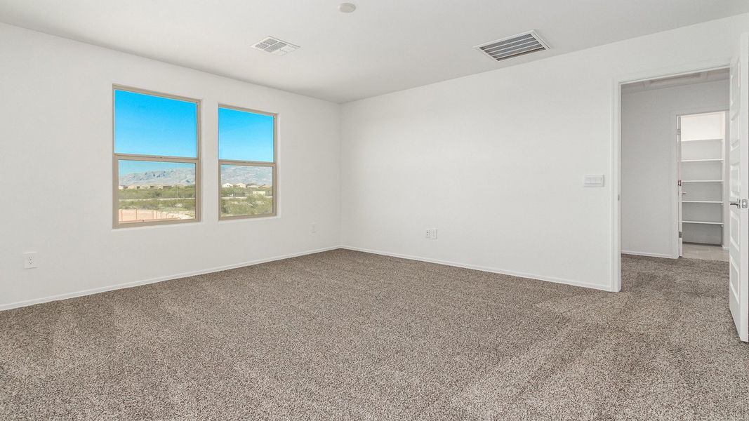 Spacious, unfurnished interior of a new home in Blackhawk, Tucson (Image 20).