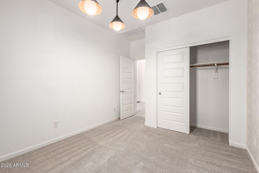 20 Trumbull 20 Trumbull