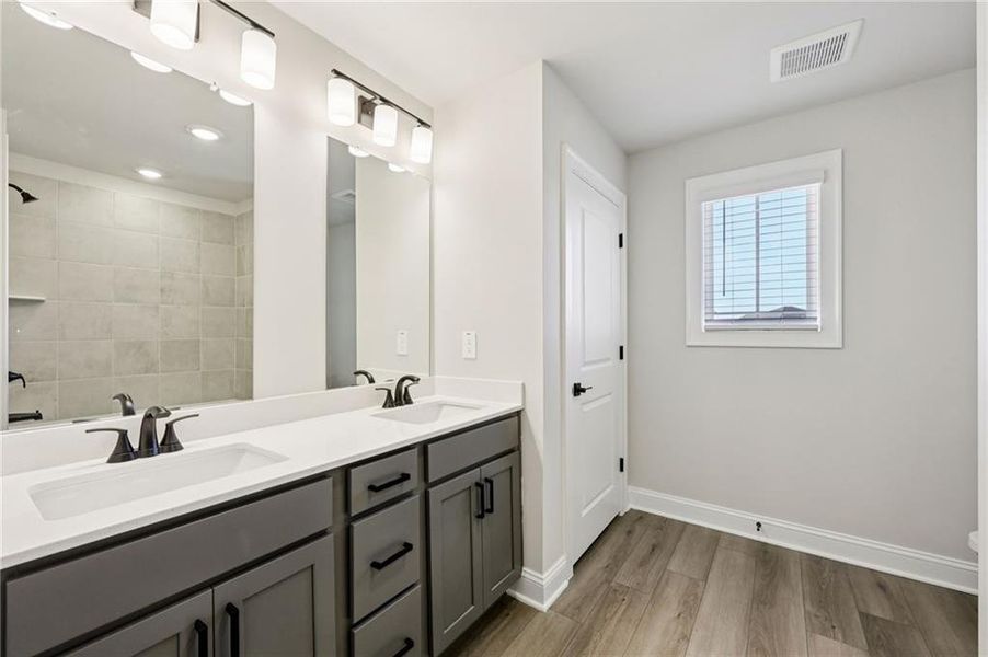 Furnished interior view inside a new home in River Pointe, Monroe (Image 12).