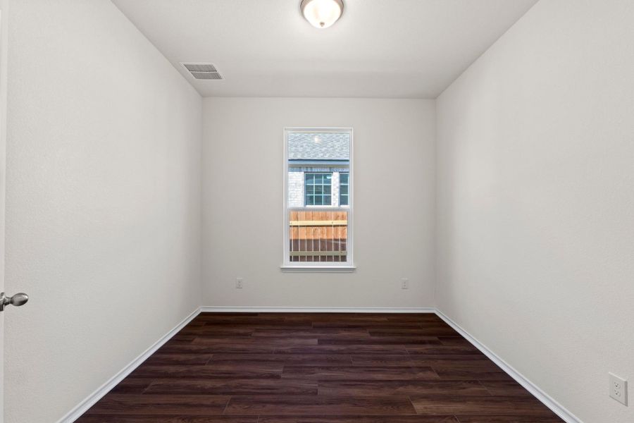 Spacious, unfurnished interior of a new home in Salerno - Heritage Collection, Round Rock (Image 15).