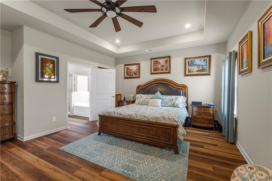 Furnished interior view inside a new home in , Cartersville (Image 16).