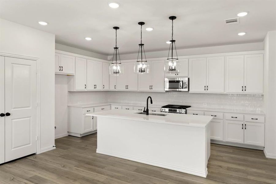 Furnished interior view inside a new home in Devonshire 40s, Forney (Image 9).