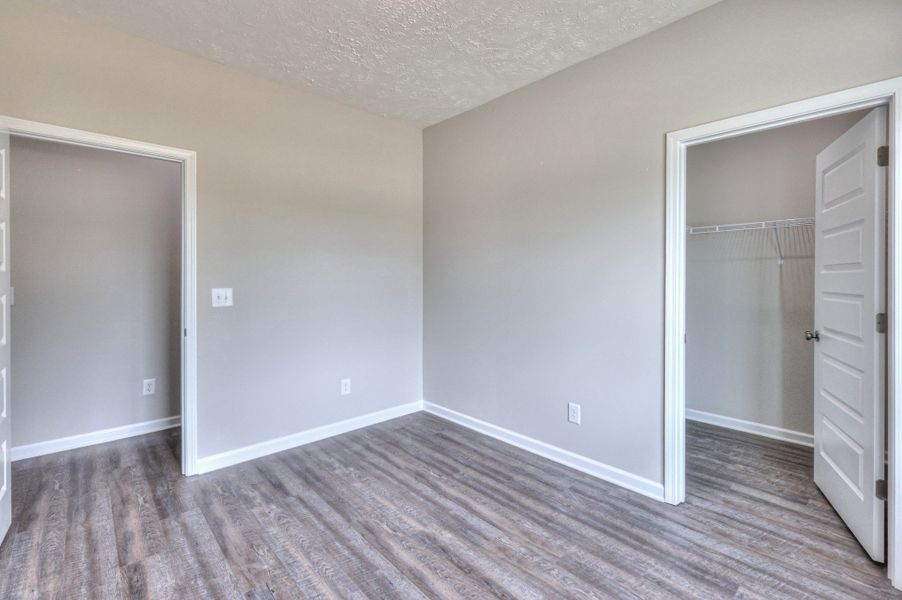 Spacious, unfurnished interior of a new home in Legacy Preserve, Decherd (Image 10).