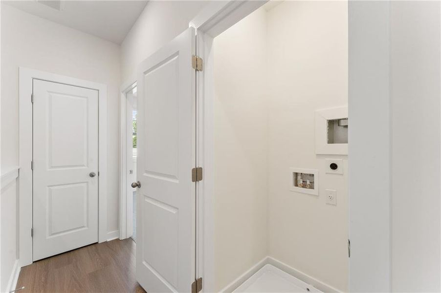 Spacious, unfurnished interior of a new home in Array, Atlanta (Image 14). Spacious, unfurnished interior of a new home in Array, Atlanta (Image 14).
