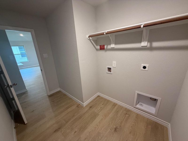 Spacious, unfurnished interior of a new home in Southern Pointe, College Station (Image 6). Spacious, unfurnished interior of a new home in Southern Pointe, College Station (Image 6).