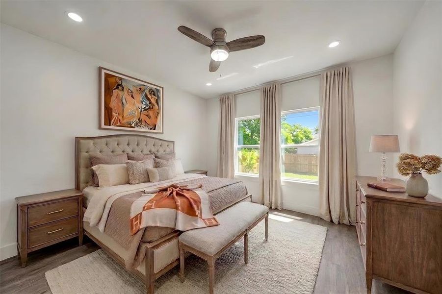 Furnished interior view inside a new home in , Granbury (Image 17).